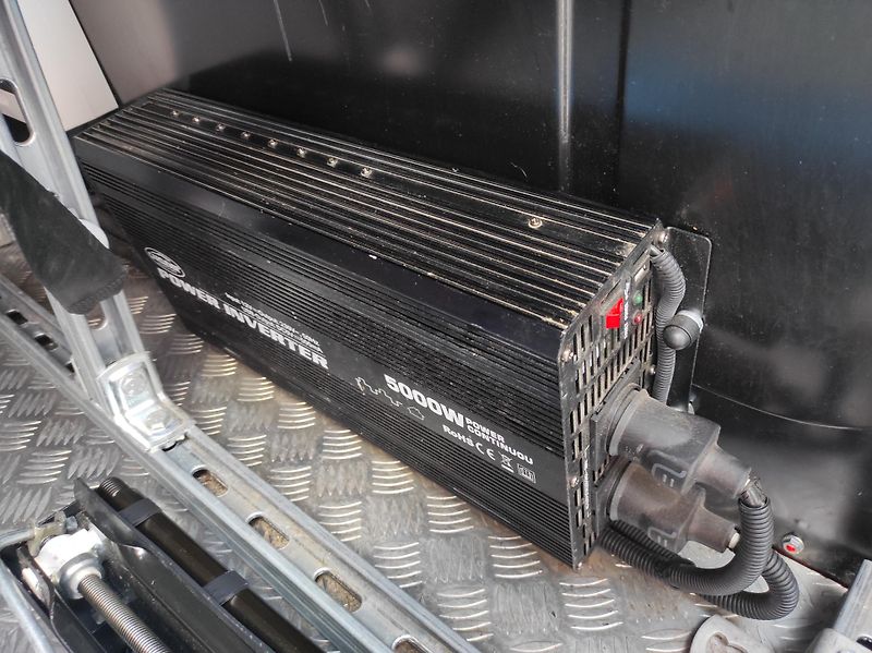 Volkswagen Transporter 2,0TDi DSG,Long,Dílna,2xDveře - fotka 25 z 37