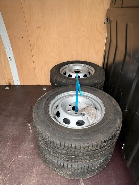 Iveco Daily 3,0 35S18HA8V 16cm3 - fotka 14 z 38