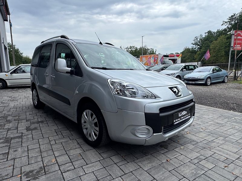 Peugeot Partner (2011) 1.6 HDi, 7 míst - fotka 4 z 29