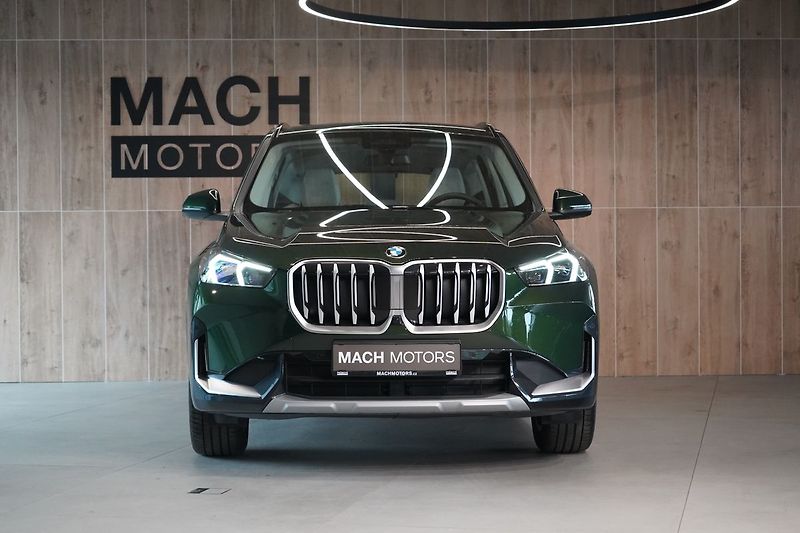 BMW X1 20d xLine, H/K ,Tažné, Head-Up - fotka 3 z 50