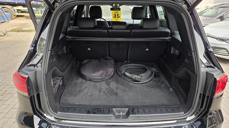 Mercedes-Benz EQB (2022) 300 4matic SoH 95,5% - fotka 12 z 34
