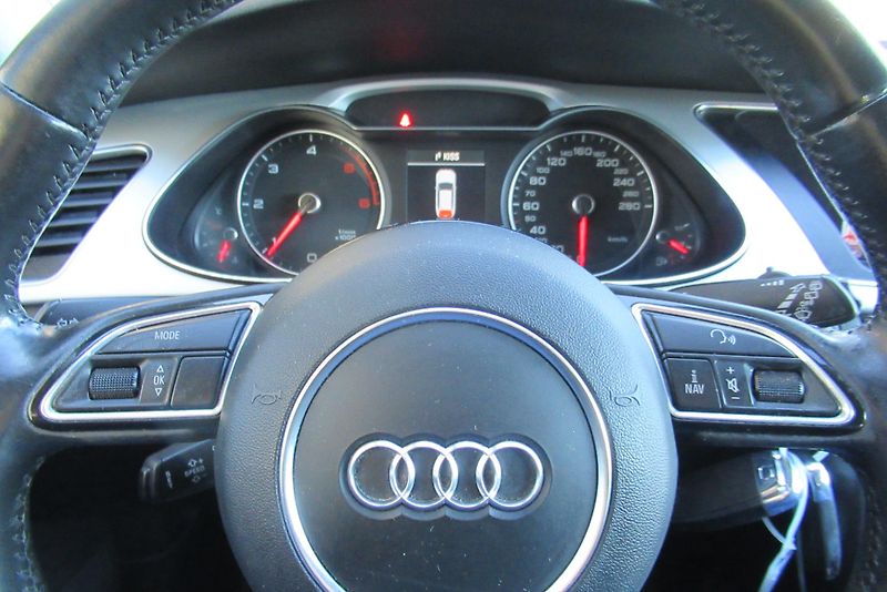 Audi A4 Avant 2.0 TDI AUT. KLIMA  *AUTOMAT* - fotka 12 z 37