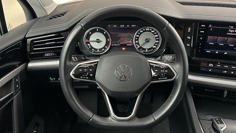 Volkswagen Touareg 3.0 TDI Tiptronic - fotka 9 z 30