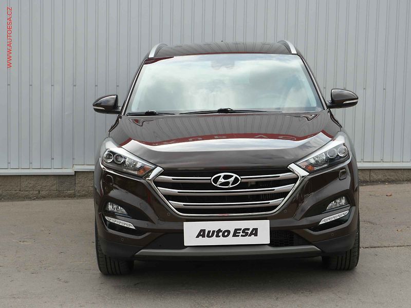 Hyundai Tucson (2017) 2.0 CRDi 4x4, 1.maj,ČR, Style - fotka 2 z 26