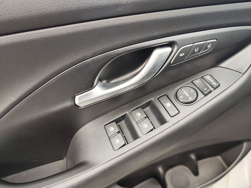 Hyundai i30 1.5 T-GDI/117kW Style Premium - fotka 32 z 36