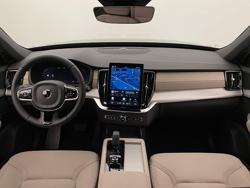 Volvo XC90 (2026) B5 AWD AUT CORE 7míst - fotka 2 z 56