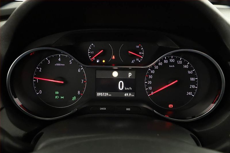 Opel Grandland X (2018) 1.2 Turbo, Automat, Serv.kniha - fotka 8 z 19