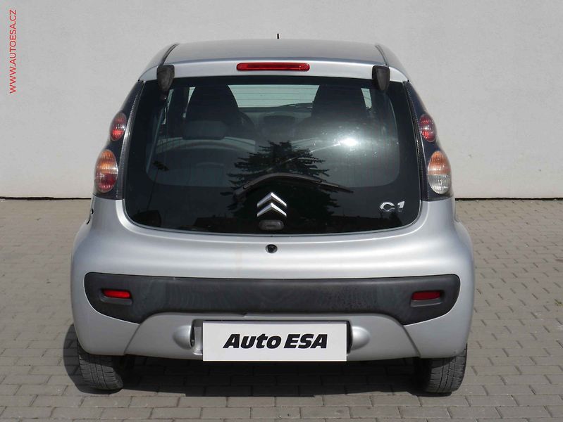 Citroën C1 (2010) 1.0i, AC, STK4/28 - fotka 5 z 14