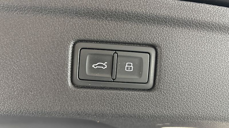 Audi A5 2.0 40TDI Quattro S Tronic Spo - fotka 21 z 31