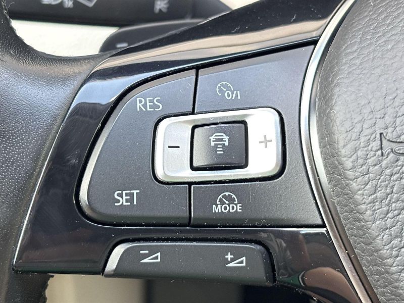 Volkswagen Passat (2018) Variant 2.0 TDI 4Motion DSG Hi - fotka 17 z 27