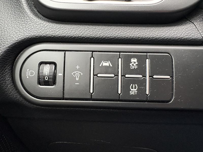 Kia Ceed 1.5 T-GDI 117kW SPIN - fotka 14 z 20