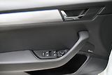 Škoda Superb - náhled 12