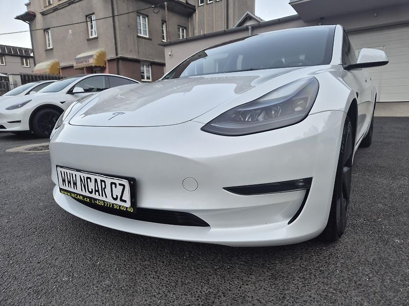 Tesla Model 3 LONG RANGE DUAL MOTOR SOH 91% - fotka 48 z 50