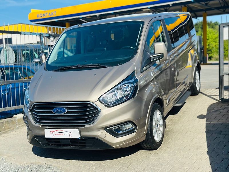 Ford Tourneo Custom (2019) 2.0TDCi TITANIUM, ČR, 1.MAJ. - fotka 3 z 19