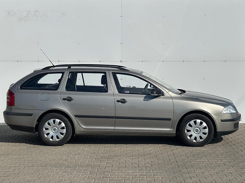 Škoda Octavia 1.9 TDI / 77 kW - fotka 8 z 25