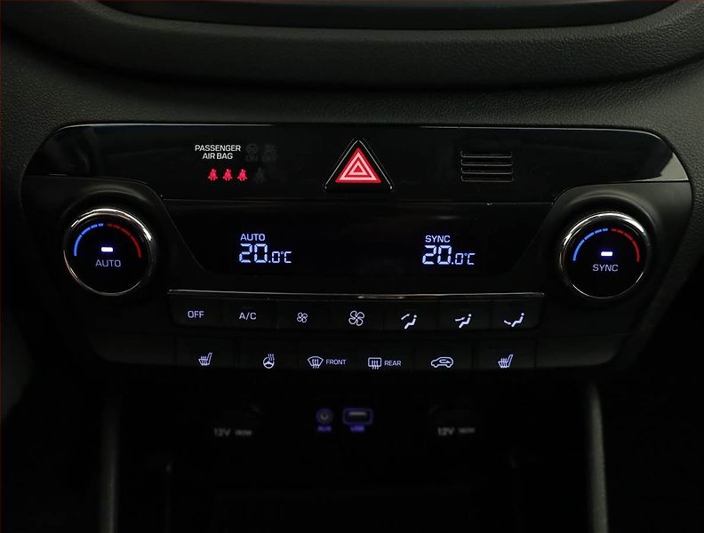 Hyundai Tucson (2017) 1.7 CRDi, Serv.kniha, Tempomat - fotka 13 z 18
