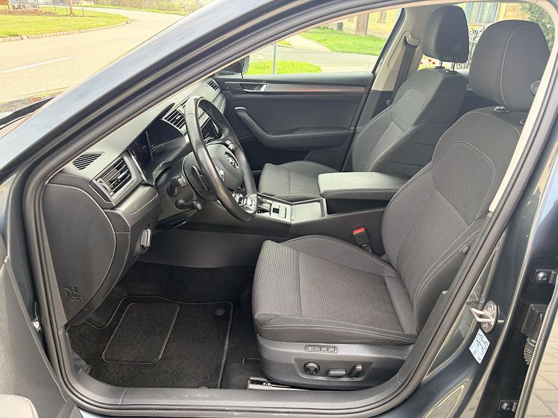 Škoda Superb 2.0TDI 147KW DSG MATRIX 4x4 - fotka 13 z 44