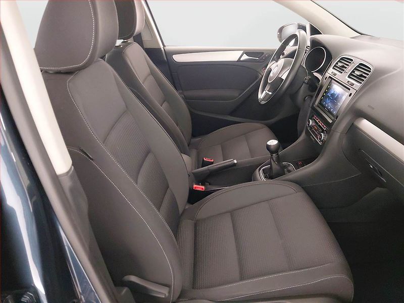 Volkswagen Golf (2010) Comfortline 1.4 TSI - fotka 9 z 19