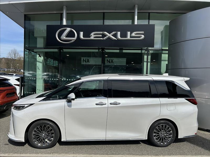 Lexus LM 350h  2,5 350h 4×4 LUXURY - fotka 2 z 14