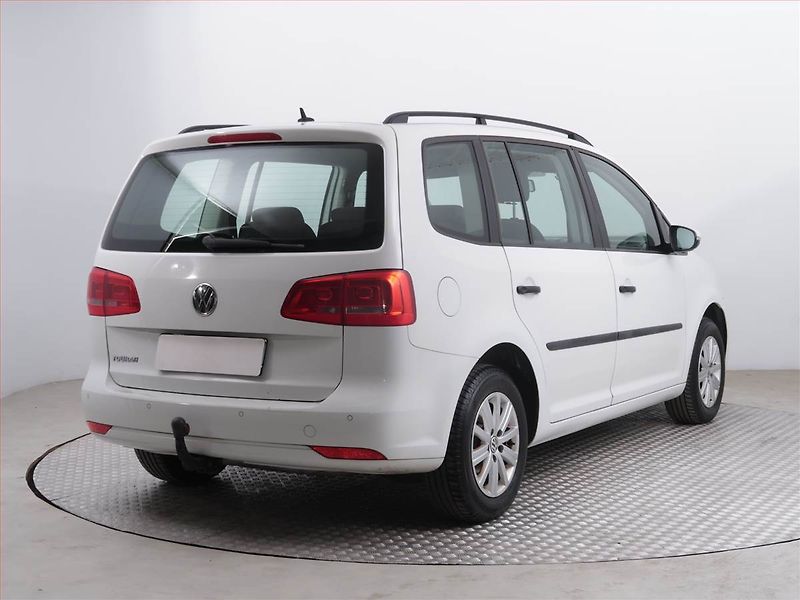 Volkswagen Touran (2015) 1.2 TSI, Serv.kniha, Tempomat - fotka 5 z 18