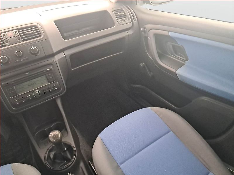 Škoda Fabia (2008) 1.2 12V, po STK, jezdí výborně - fotka 8 z 13