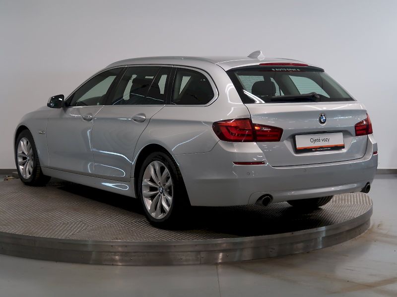 BMW Řada 5 (2012) 535d 230KW NAVI XENON - fotka 7 z 41