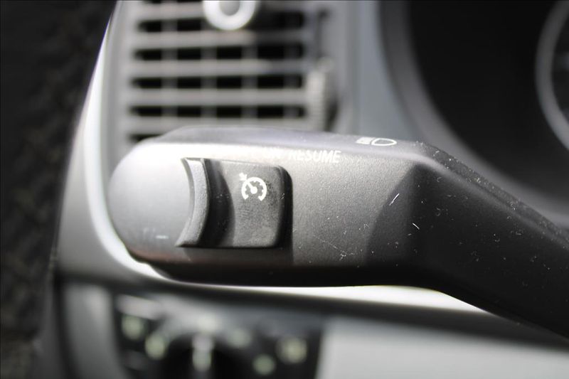 Saab 9-3 2,0 i  AUTOMAT, KLIMA - fotka 22 z 28