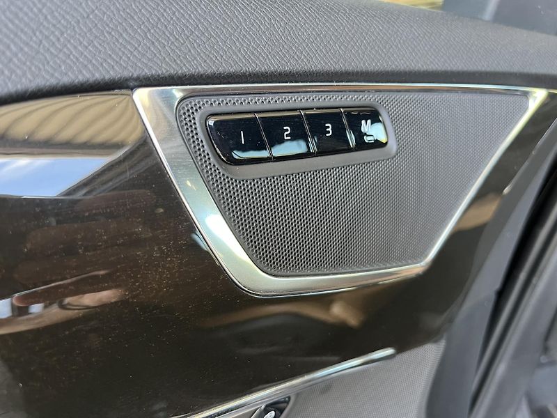 Volvo XC90 D5 AWD VENT // REZERVACE - fotka 12 z 58
