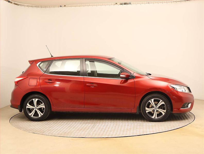Nissan Pulsar (2016) 1.2 DIG-T, Serv.kniha - fotka 6 z 19