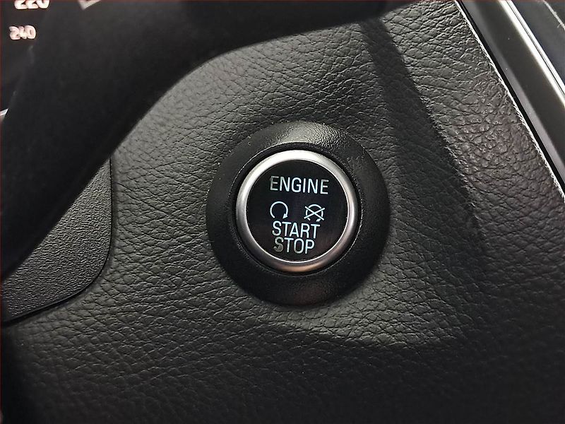Ford Focus (2016) 2.0 TDCi, ČR,1.maj, Xenony - fotka 22 z 22