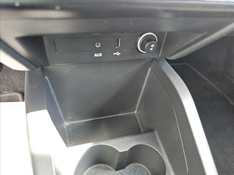 Škoda Fabia III 1,2TSi 66KW Drive - fotka 24 z 41