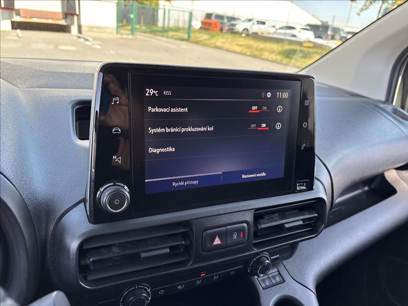 Opel Combo 1,5 CDTI 96kW L2 - fotka 32 z 37