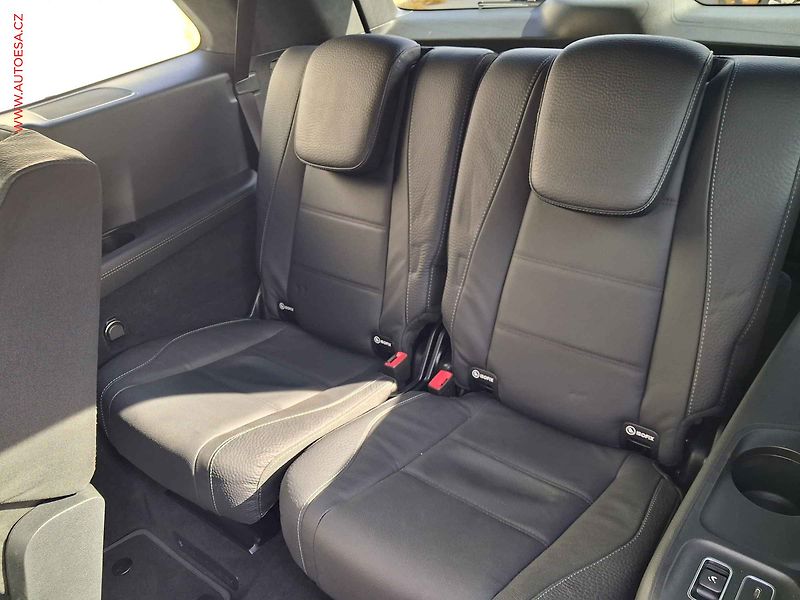 Mercedes-Benz GLS (2024) 3.0d 450d 4Matic, TZ, 360 - fotka 12 z 44