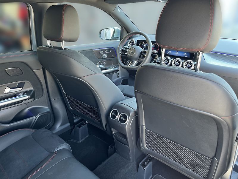 Mercedes-Benz GLA 200 d 4MATIC AMG Style Edition - fotka 18 z 18