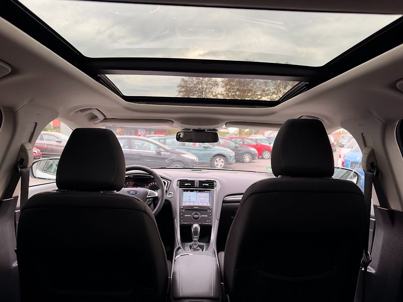 Ford Mondeo (2018) Titanium 2.0TDCi 132kW Automat - fotka 22 z 33
