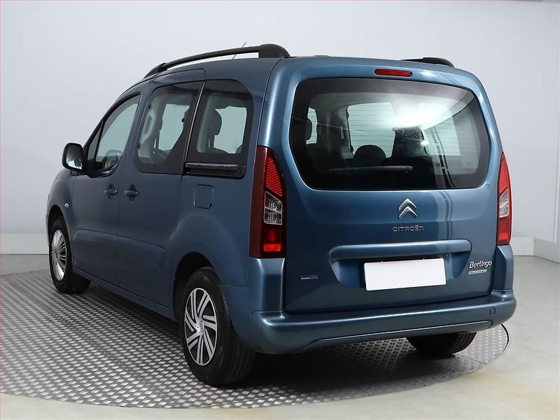 Citroën Berlingo (2015) Feel 1.6 BlueHDi, 5Míst, ČR - fotka 4 z 13