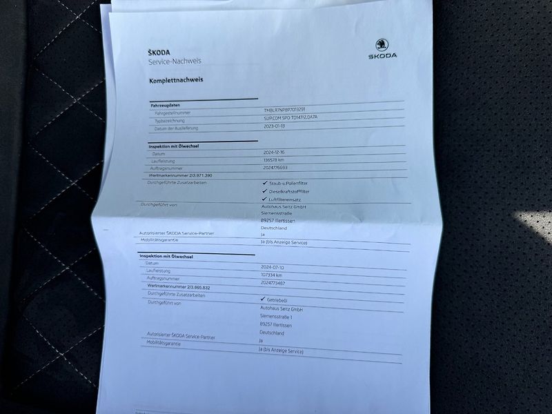 Škoda Superb (2023) Sportline 2.0 TDI 4x4 147kW - fotka 35 z 36