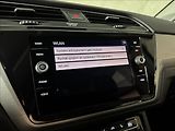 Volkswagen Touran 2,0 TDi  DSG Comfortline Tažné - náhled 34