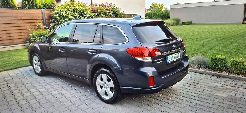 Subaru Outback 2.5 4x4 automat - fotka 15 z 28
