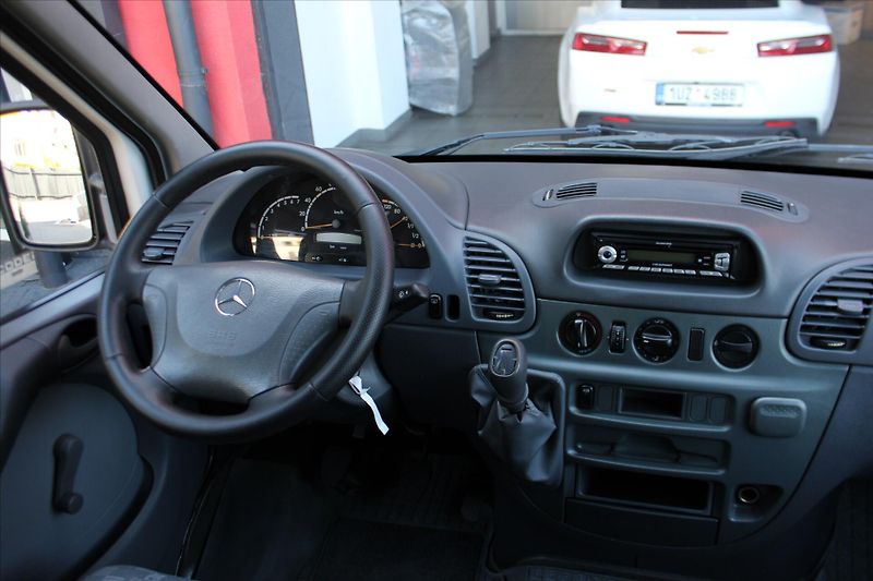 Mercedes-Benz Sprinter 208 CDi 9Míst/Tažné - fotka 10 z 17