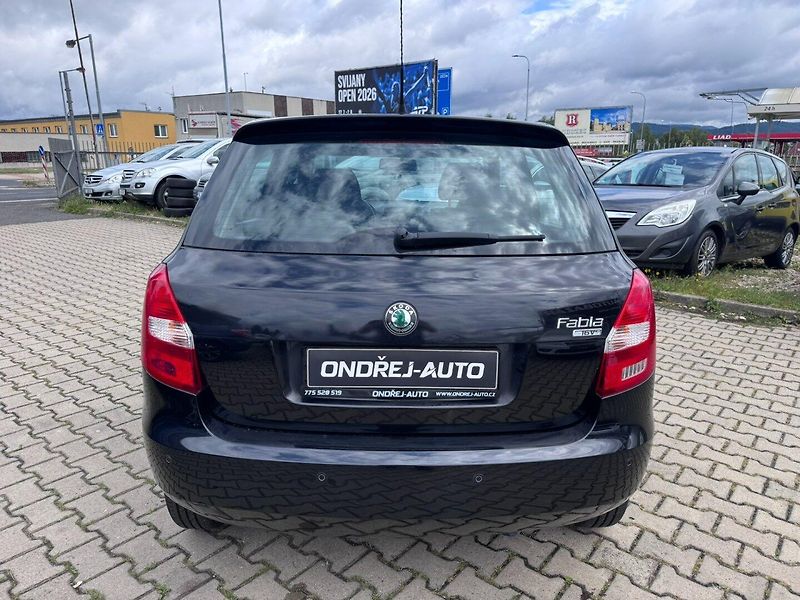 Škoda Fabia (2010) 1,4i 16V 63 KW 2.MAJ KILOMETRY - fotka 5 z 50