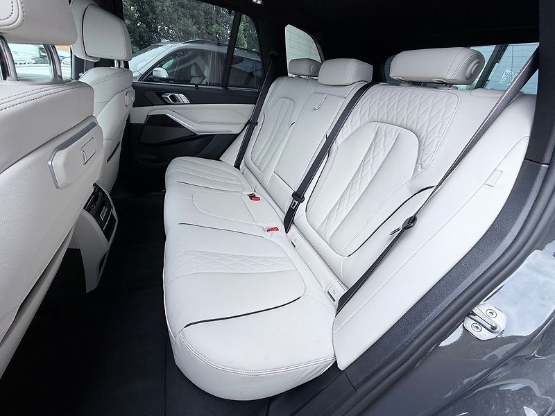 BMW X5 30xD Vzduch Nezávislé Tažné - fotka 22 z 35