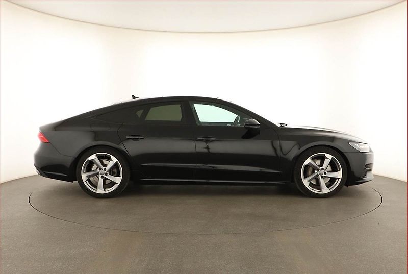Audi A7 (2019) 50 TDI - fotka 6 z 21