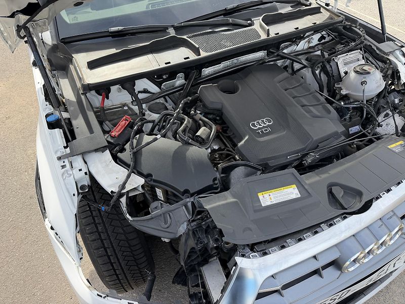 Audi Q5 40TDi QUATTRO SPORT závěs nav  - fotka 8 z 19