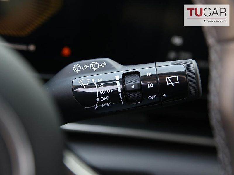 Kia Carnival (2024) 2.2 Diesel Automat 6+3 místa - fotka 17 z 33