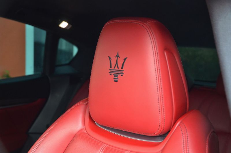 Maserati Levante (2018) 3.0 316kW SQ4 GranSport 106tkm - fotka 23 z 48