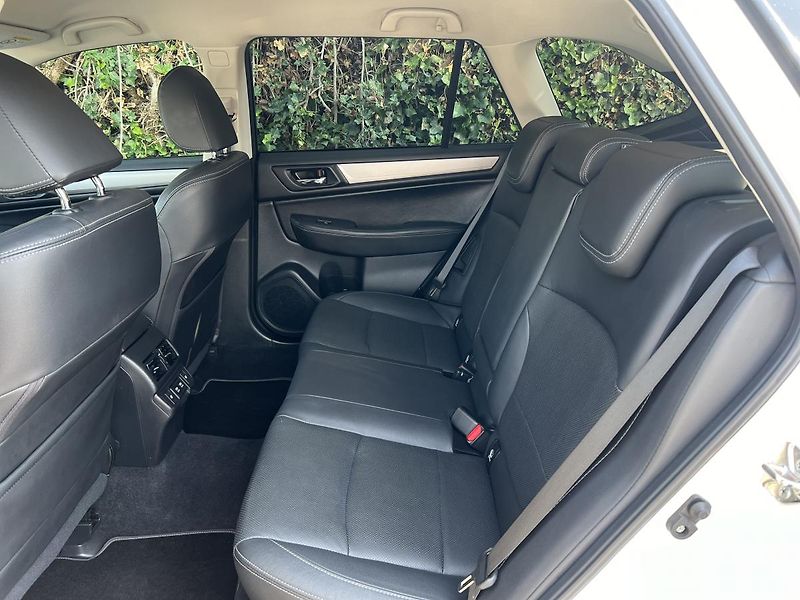 Subaru Outback 2.5i AUTOMAT KŮŽE NAVI KAMERA  - fotka 32 z 50