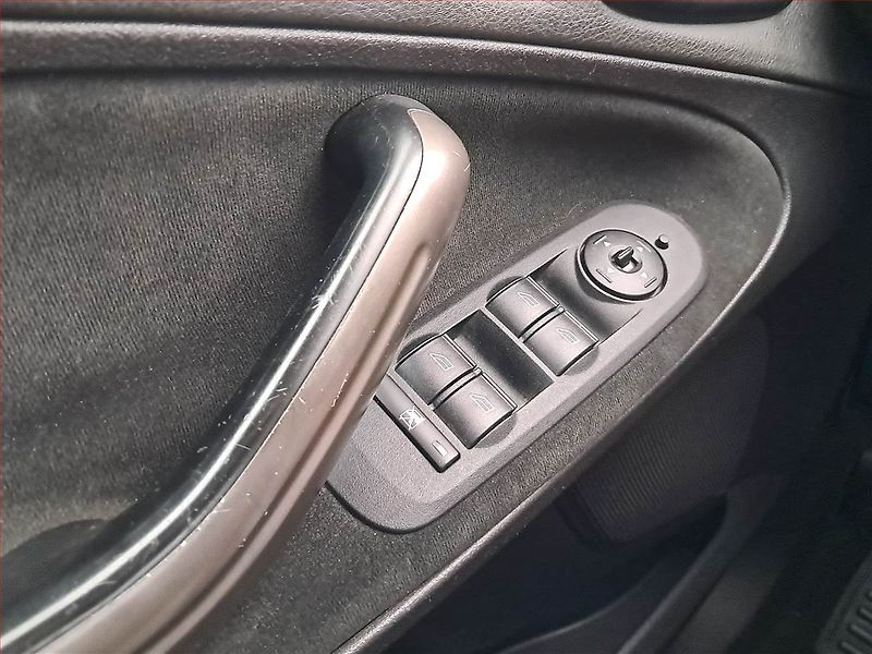 Ford S-MAX (2006) 2.5 Duratec, po STK - fotka 16 z 17