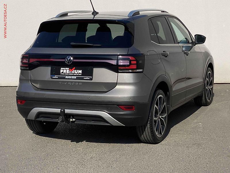 Volkswagen T-Cross (2021) 1.0 TSi, 2.maj,ČR, Style - fotka 4 z 18