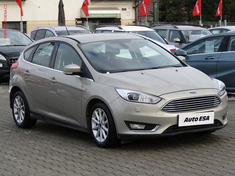 Ford Focus (2015) 1.5 EB, AT, bixen, autoAC - fotka 1 z 18